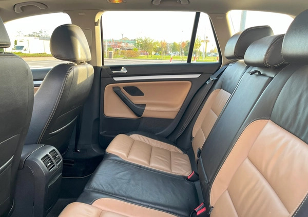 Volkswagen Golf cena 22000 przebieg: 376700, rok produkcji 2011 z Warszawa małe 67